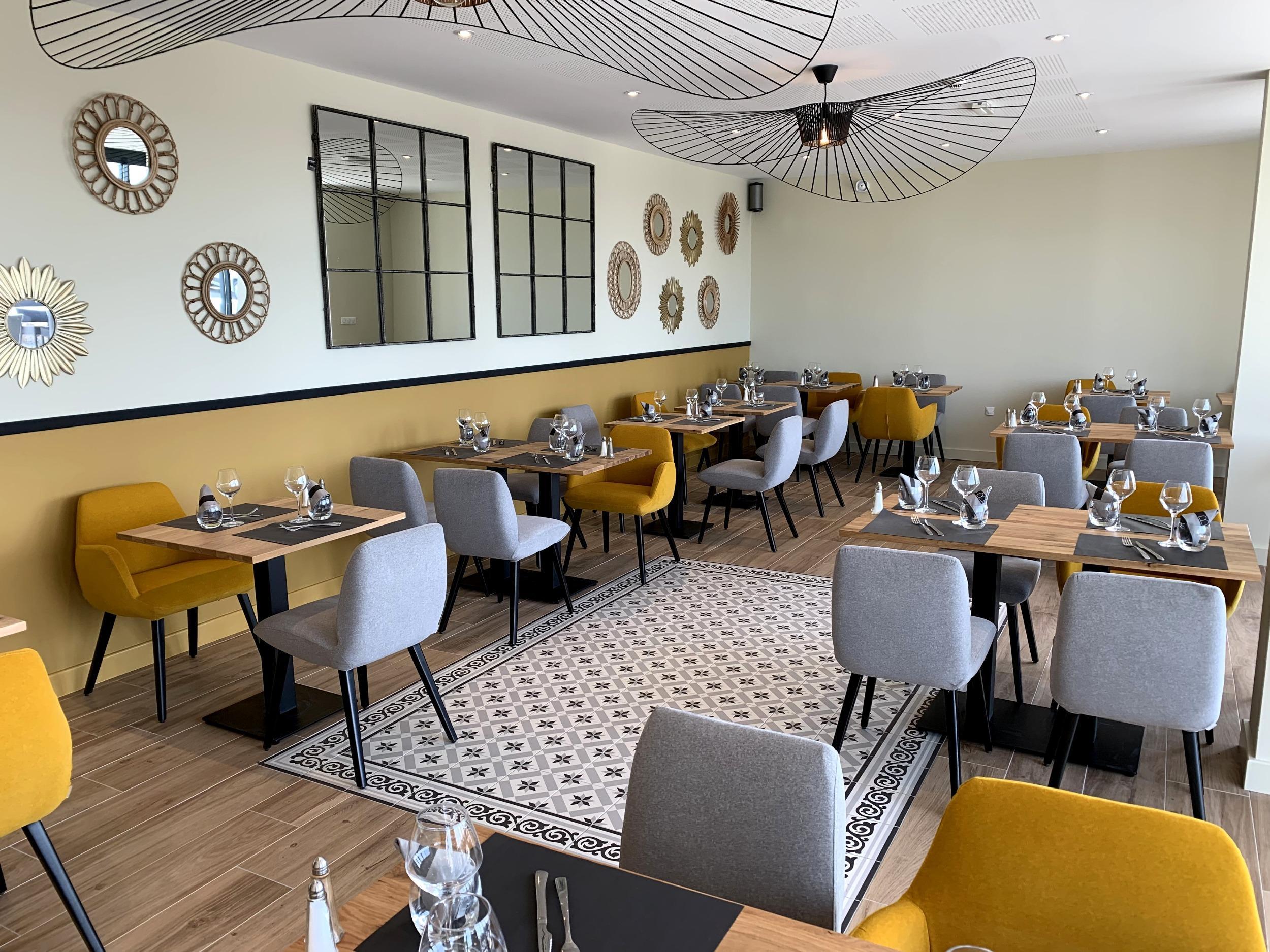 Logis Hotels - Le Bellaroc - Hotel 2 Etoiles Et Restaurant Рокамадур Экстерьер фото